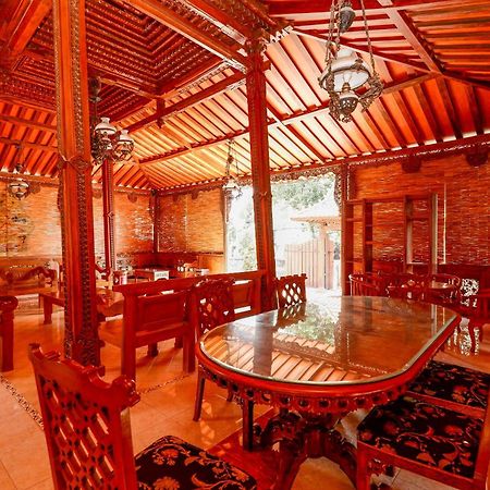 Oyo 2327 Pagsis Village Klaten Ngoại thất bức ảnh