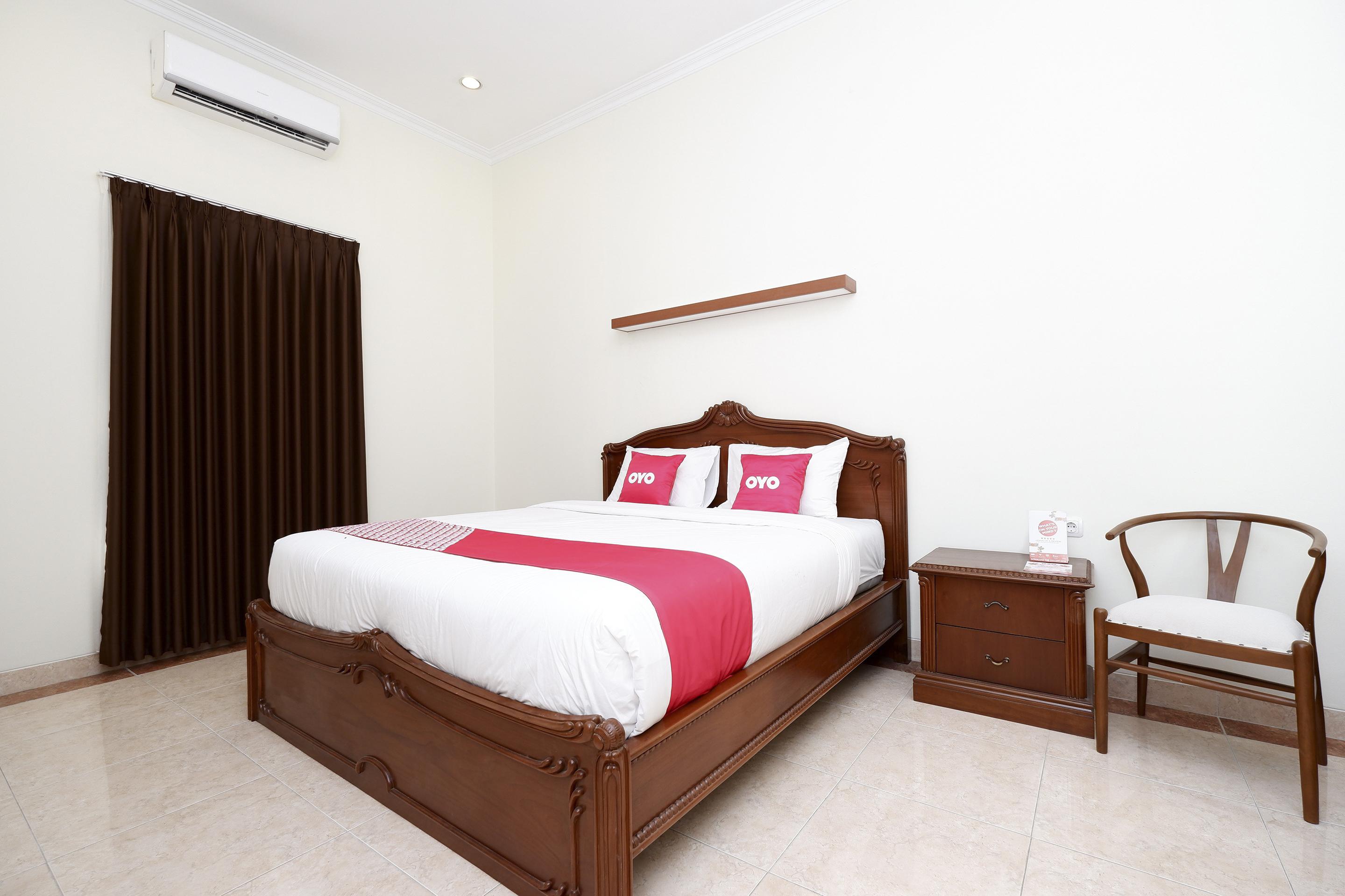 Oyo 2327 Pagsis Village Klaten Ngoại thất bức ảnh